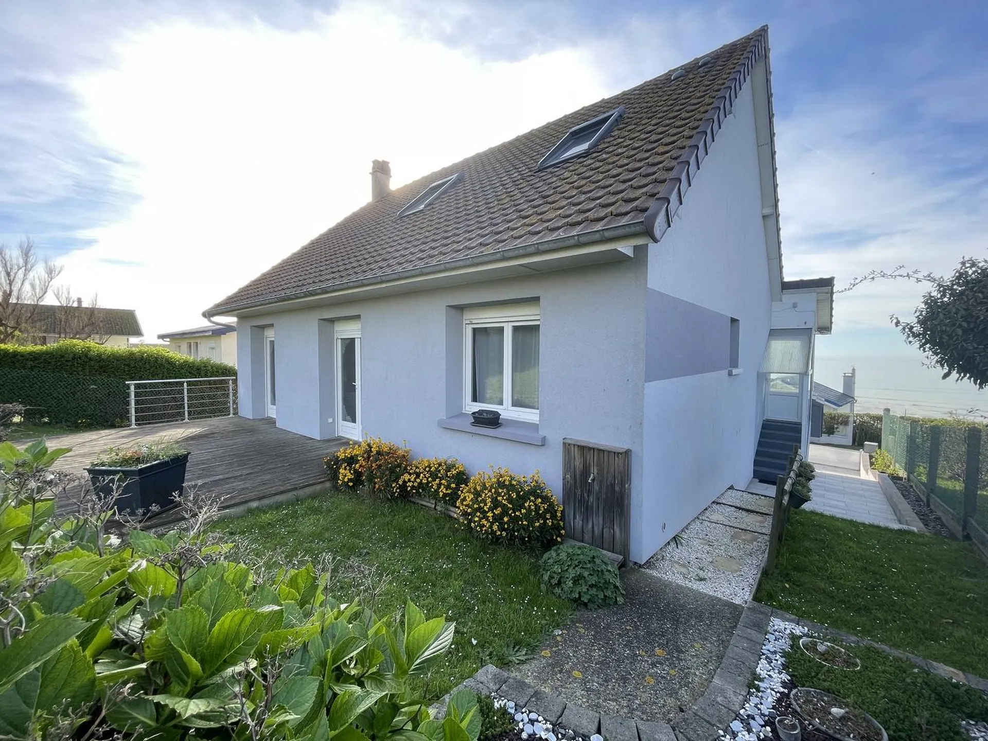 Maison contemporaine de 120 m² vue mer, sur son jardin de 671 m², Seine Maritime 76