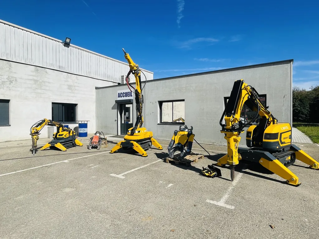 Location de robot de démolition en région Auvergne Rhône Alpes : robot Brokk et Husqvarna avec accessoires pour les entreprises TP et Industrie avec livraison sur toute la France