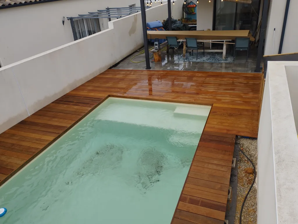 Les experts en pose terrasse en bois à Montpellier : contactez RC Construciton Bois 