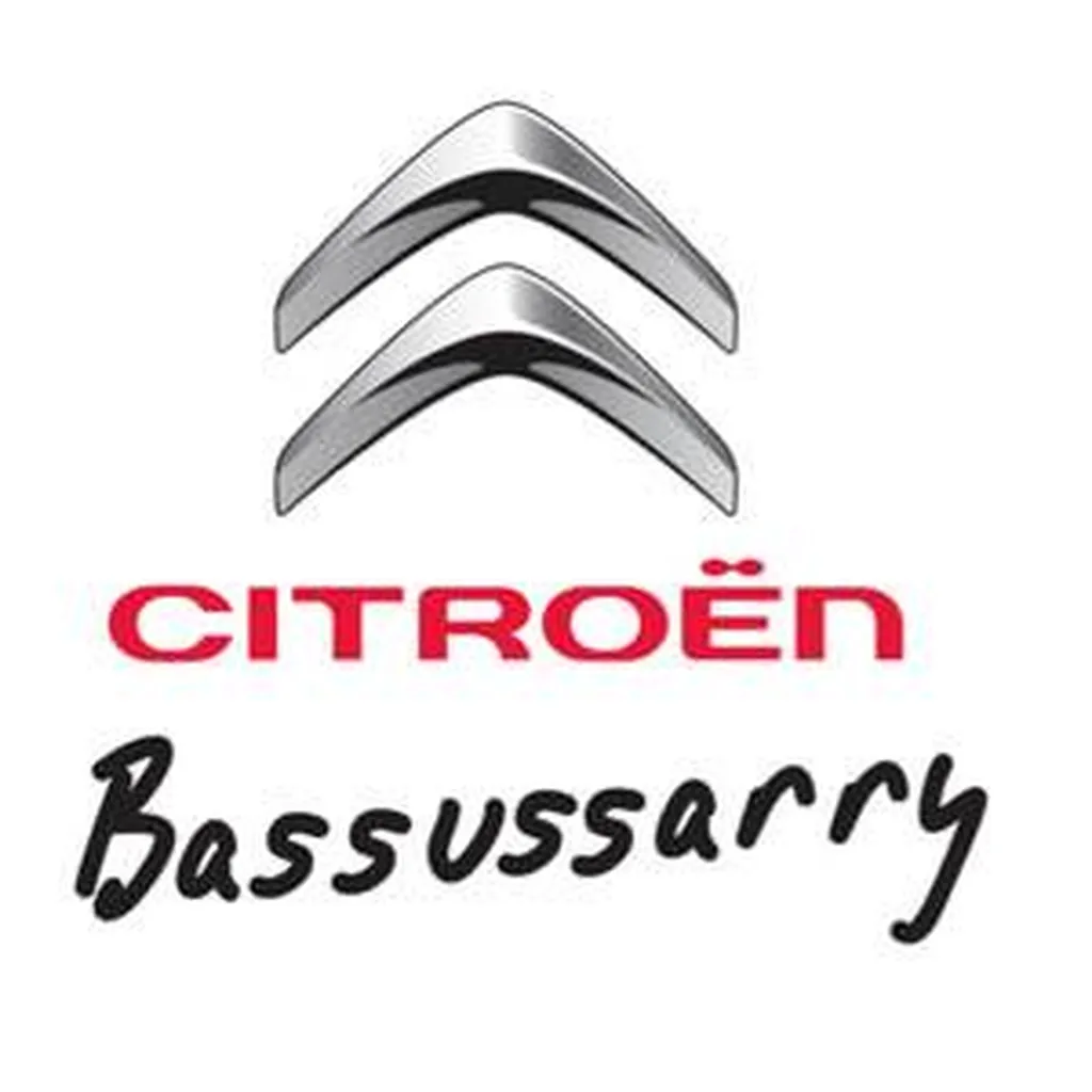 Showroom CITROEN Bassussarry plafond DS by PLAFONDS TENDUS OCCITANS