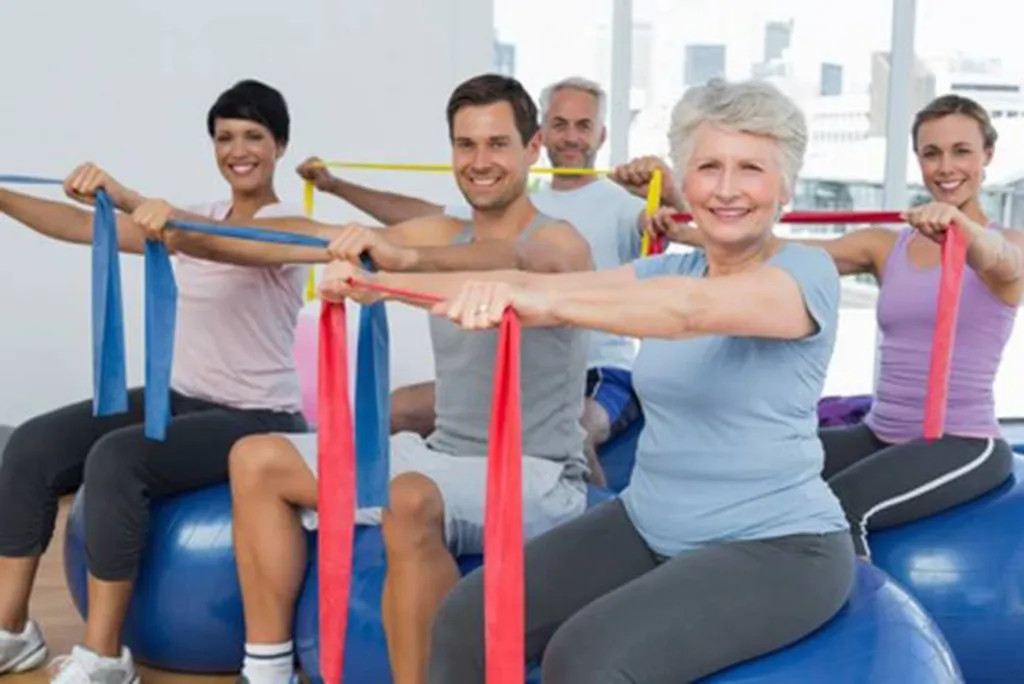 cours de gym douce pour senior à domicile sanary