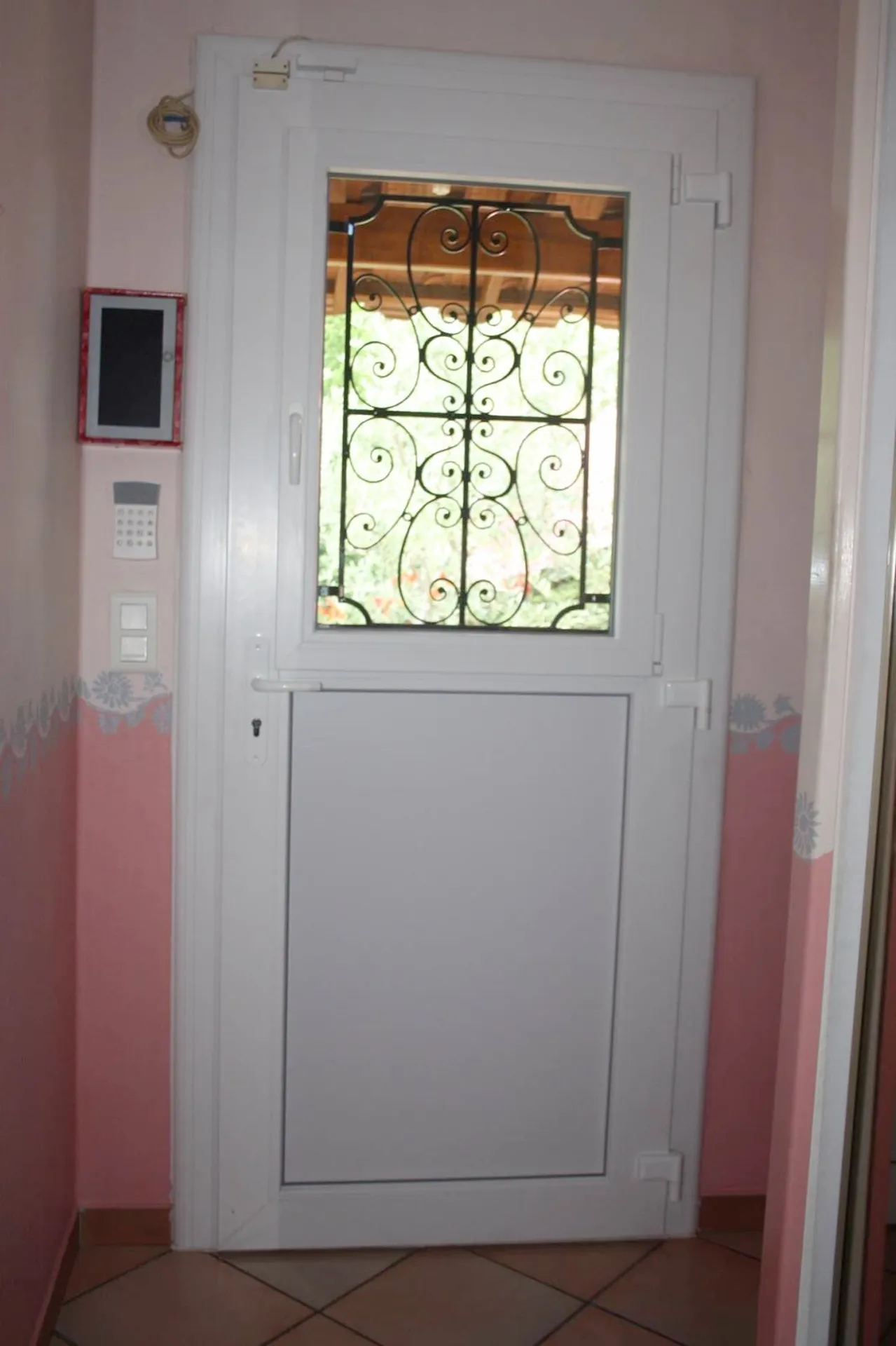 Porte PVC sur-mesure à BOUC BEL AIR