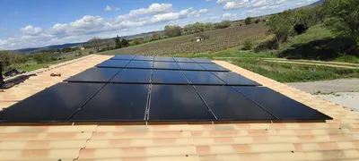 Garantir la performance des panneaux DualSun sur une structure surimposée à Simiane en vérifiant certifications et normes applicables