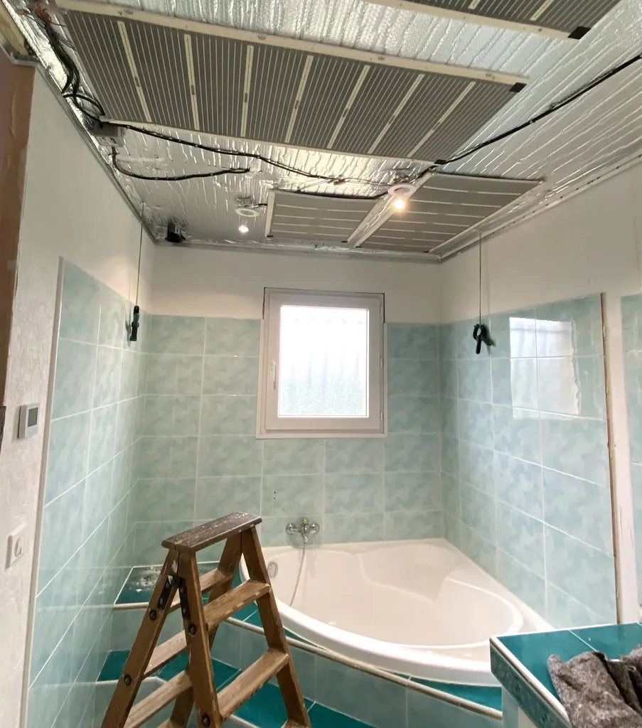 Plafond chauffant rayonnant dans salle de bains ou toute autre pièce de la maison - Plafonds Tendus Occitans Flourens