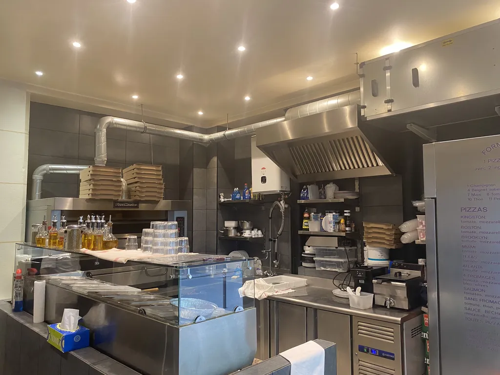 Cession de bail - Boutique 67 m², Nation, Boulevard Voltaire 75011 PARIS