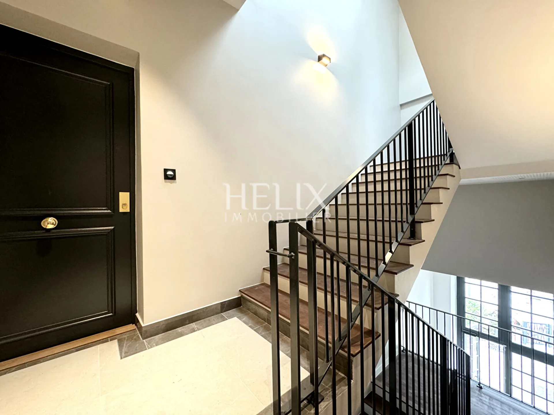 A vendre appartement 82,60 M2 à Saint-Germain-en-Laye , RER A 10 mn