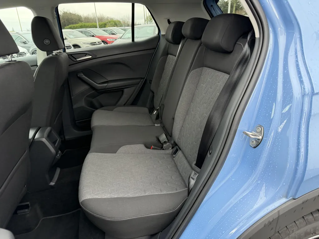 Volkswagen T-Cross occasion proche Rouen SUV essence 95 ch faible kilométrage garantie constructeur disponible