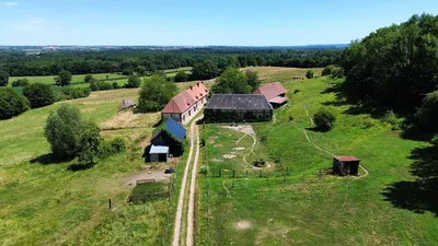 Corps de ferme typique sur 10 ha à seulement quelques minutes de Forges-les-Eaux 76 NORMANDIE
