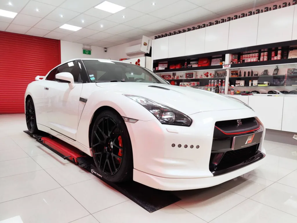 NISSAN GTR - TRAITEMENT CERAMIQUE GTECHNIQ - HAUTS DE FRANCE