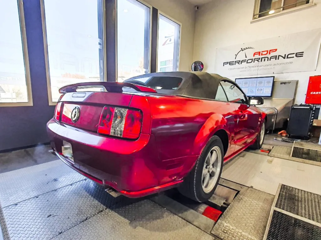 Conversion flexfuel bio éthanol E85 Ford Mustang 4.8 V8 300cv - Reprogrammation moteur E85 - ADP Performance Avignon