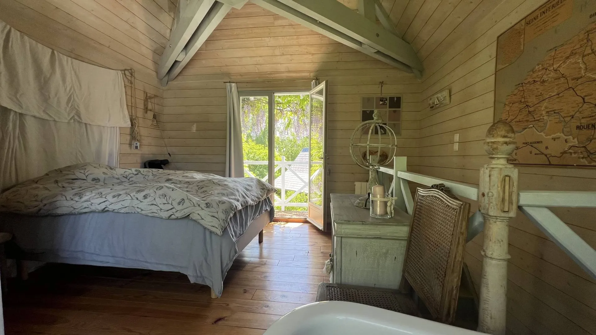 CHARMANT COTTAGE EN BOIS PETIT CAUX