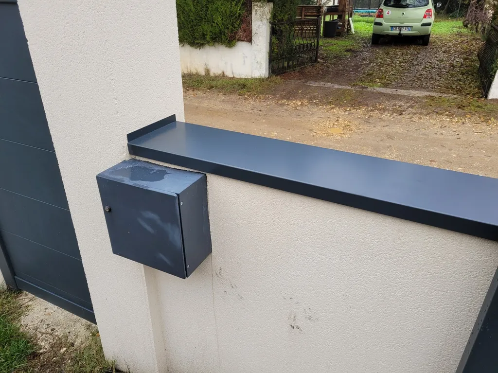 Couvertines de protection en aluminium thermo-laquées à Créon