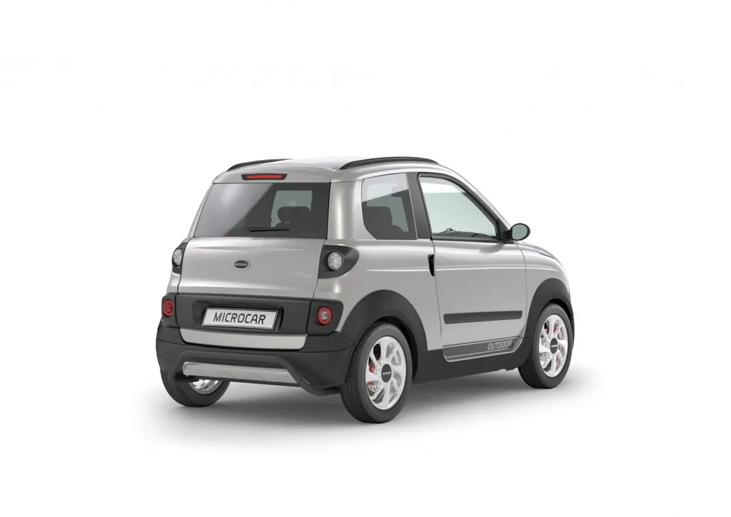 Voiture Sans Permis à Plan de Campagne Microcar OUTDOOR 2018