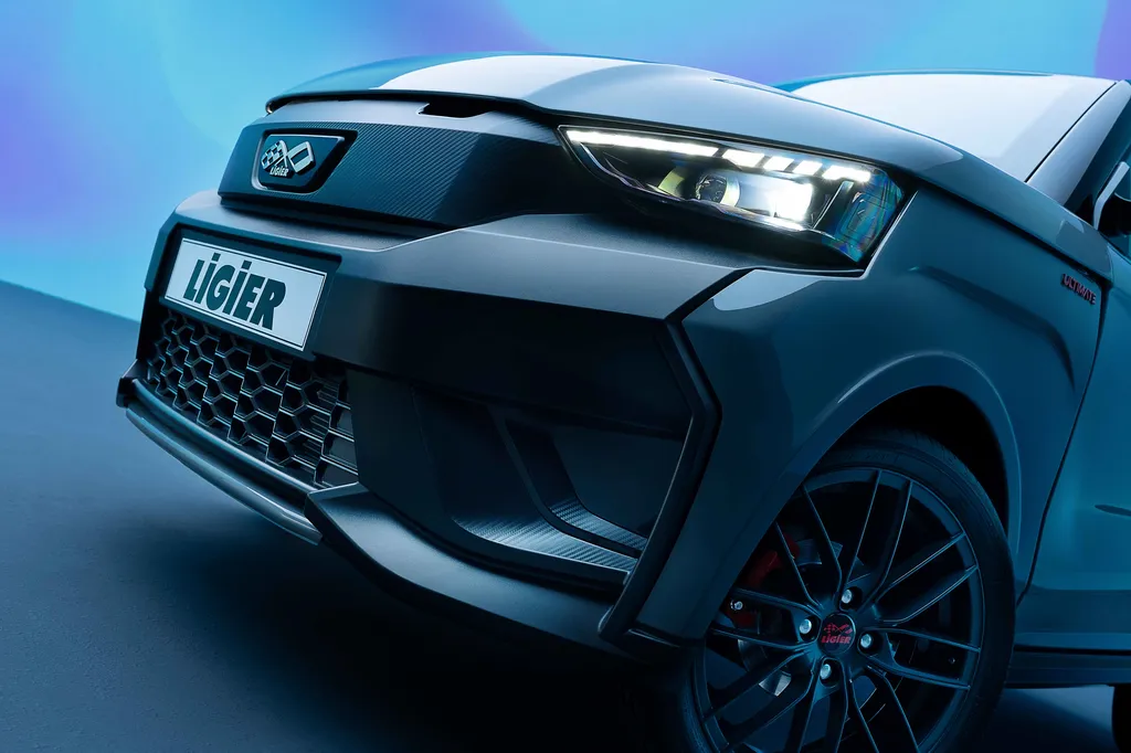 Face avant avec intégration carbone