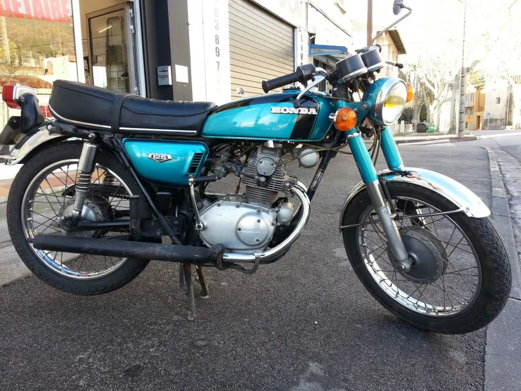 HONDA CB 125 K5 SANARY SUR MER