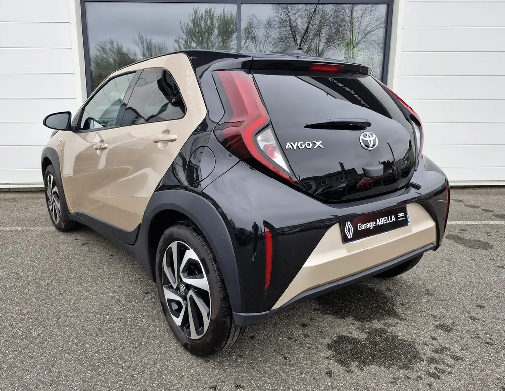 Toyota Yaris X 72 CH BVM 5 DESIGN ZEN MY23 OCCASION / 1ère Main / CAMERA DE RECUL / PRES DE TOULOUSE A PLAISANCE DU TOUCH EN OCCITANIE