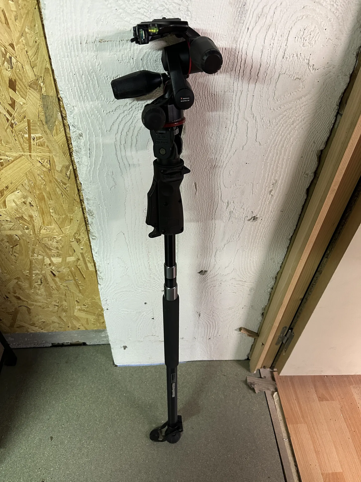 location pied camera à Avignon dans le Vaucluse