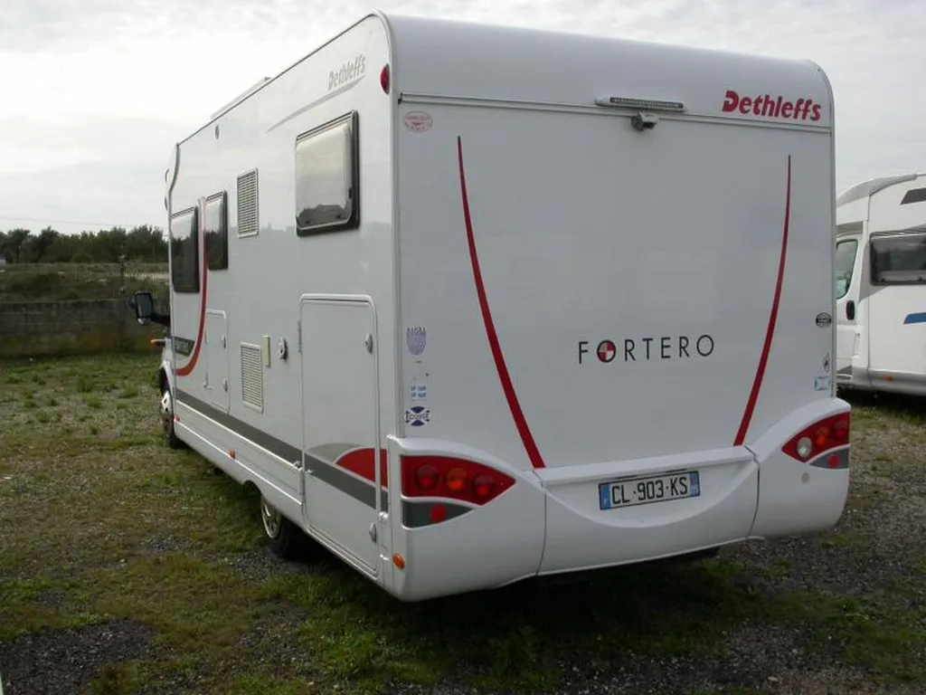 VEND Camping Car profile DETHLEFFS Fortero 6975