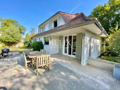 Grande maison à Croissy Sur Seine près de la British School