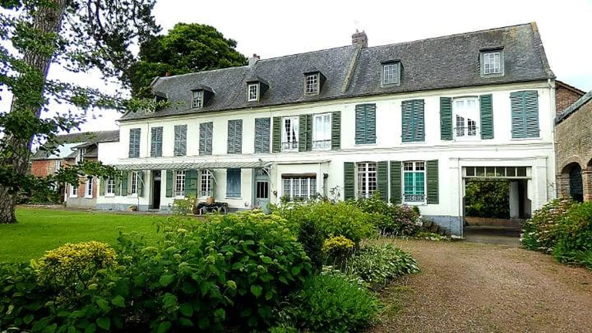 SOUS OFFRE Demeure sur Parc