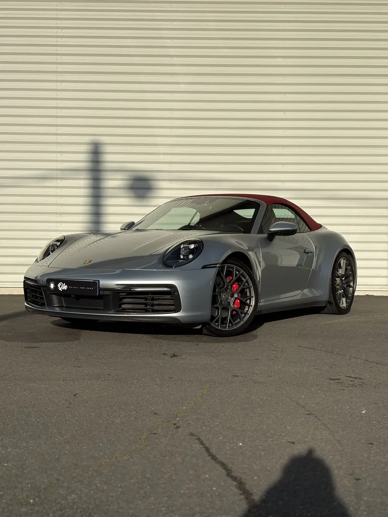 Remplacement de film PPF sur aile de Porsche 911 992 Cabriolet dans la Loire : protection invisible contre impacts et rayures