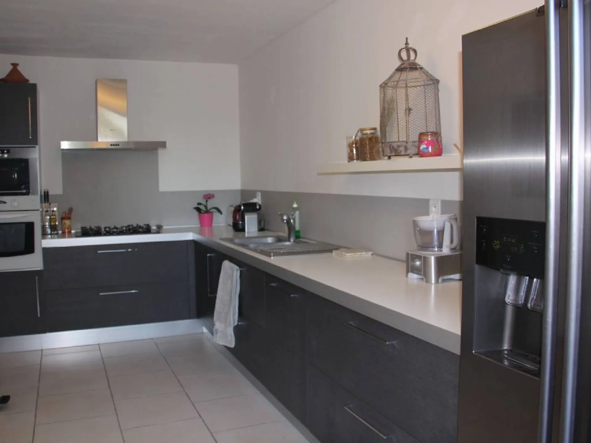 Maison T5 Cassis au calme, dans clos privé, avec piscine et parkings 