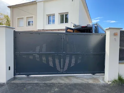 Installation portail coulissant motorisé sur Gradignan