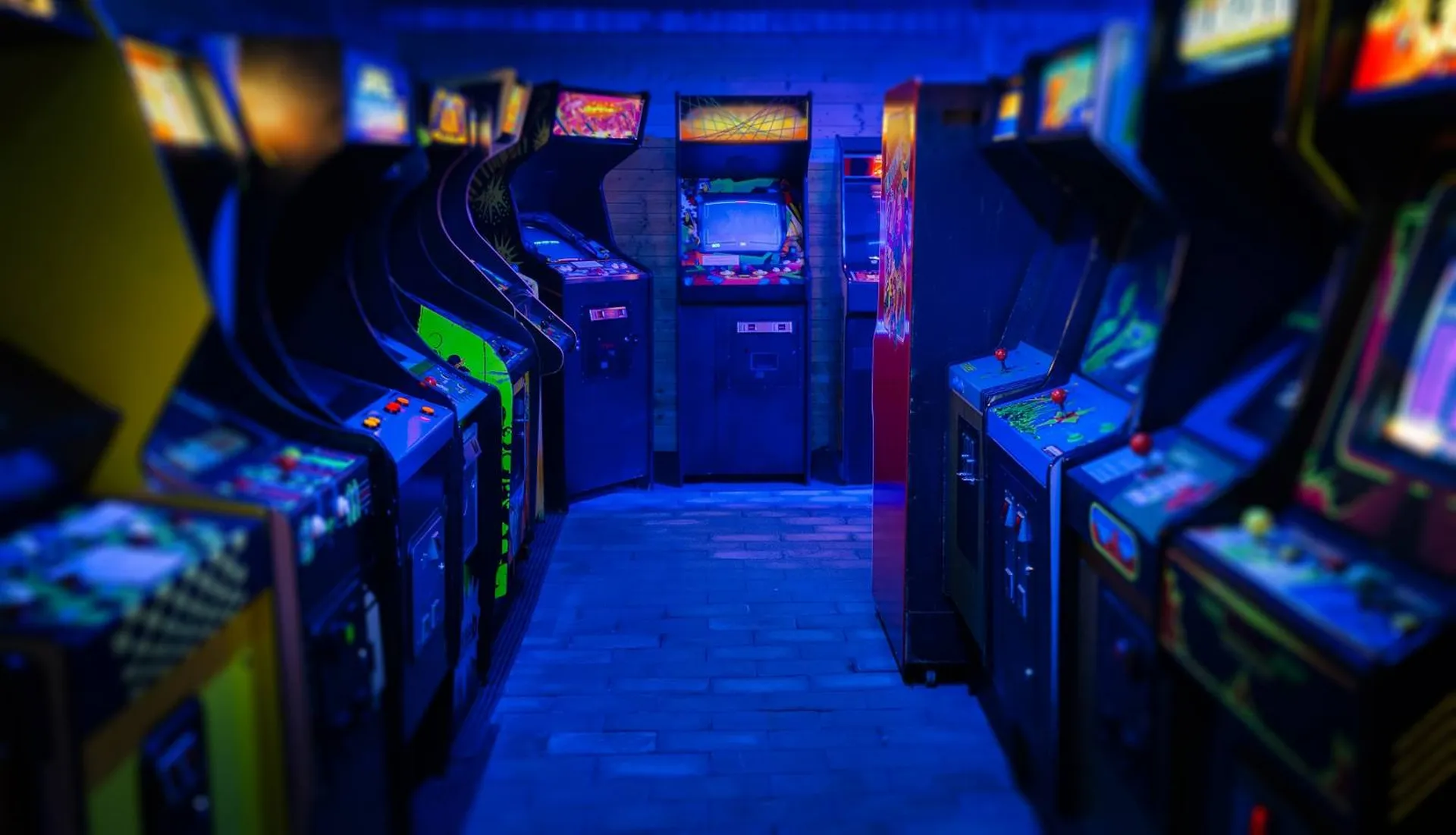 Espace bar et jeux d'arcades à Plan de Campagne
