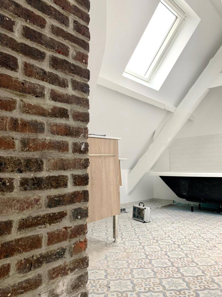 belle pierres et poutres apparentes