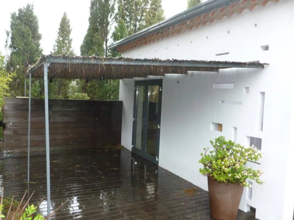 avant installation pergola bioclimatique toile micro perforee salon de provence