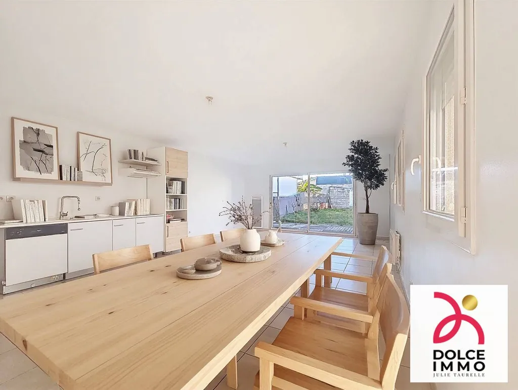 Découvrez ce plain-pied lumineux à Cenon avec terrasse et jardin arboré