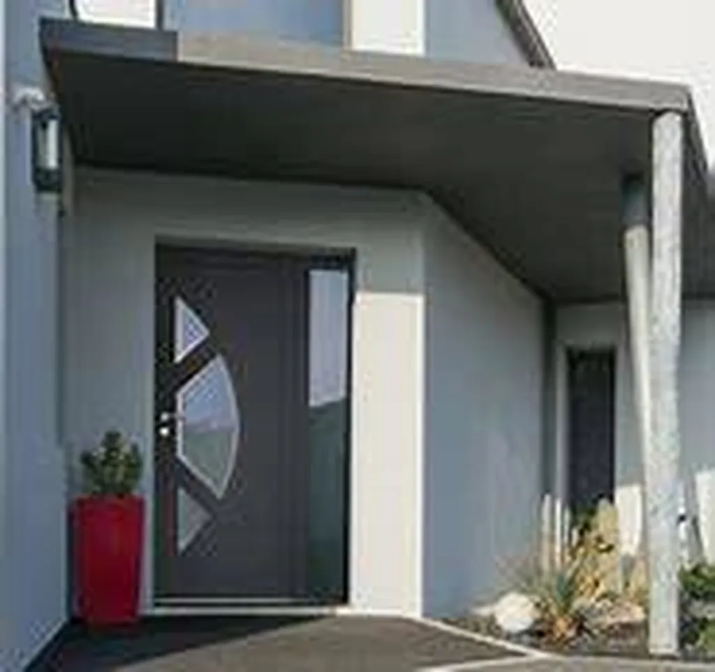 Pose de porte à Savigneux