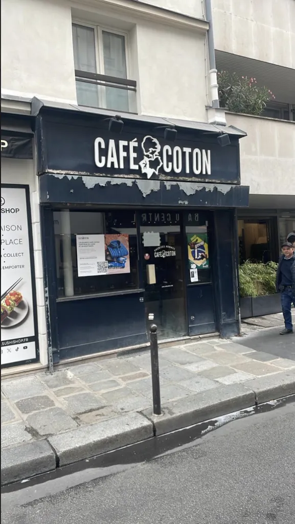 Location - Boutique 15 m², Gros Caillou, Rue Saint-Dominique 75007 PARIS