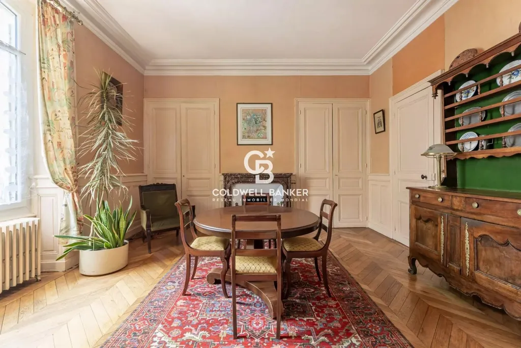 maison familiale Le Mans Croix de Pierre 8 chambres avec cachet ancien