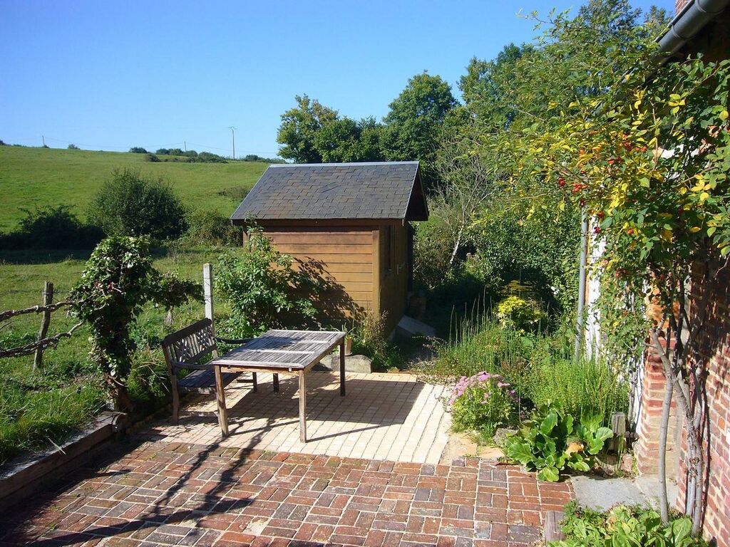 En vente maison briques proche LIVAROT 14100 LISIEUX