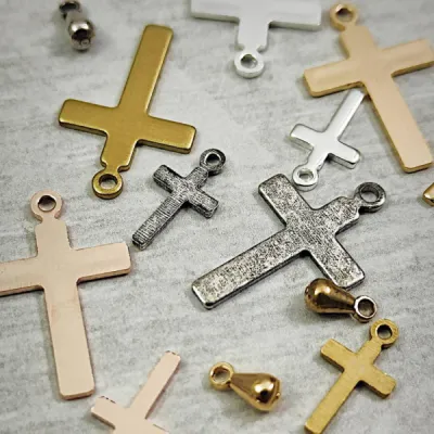 Pampilles pour bijoux plaqués or ou plaqués argent pour bracelets et colliers