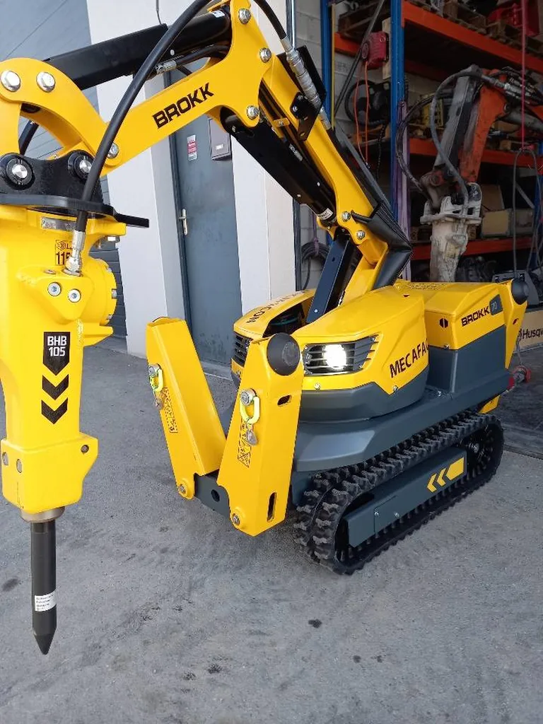 Louer un Brokk70 le micro robot pour les chantiers à faible portance idéal en centre-ville Lyon