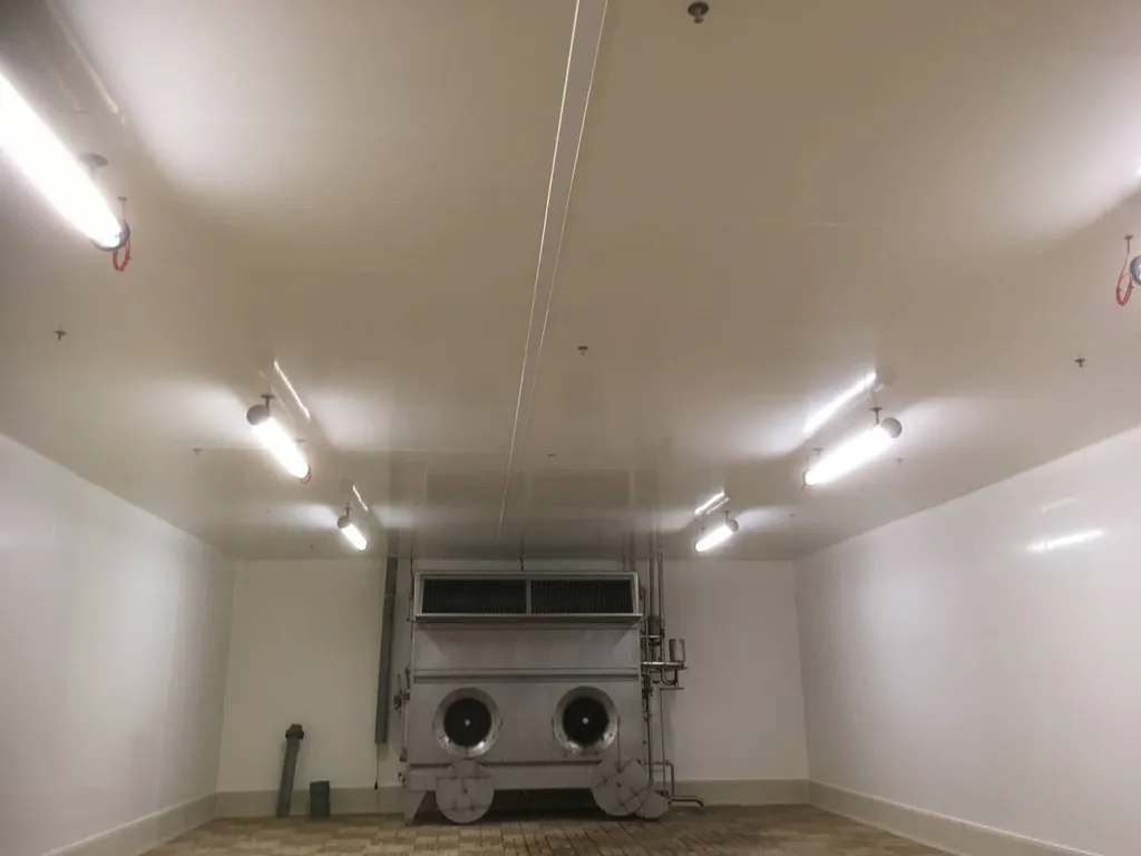 Pose de panneaux polyester pour Hâloirs