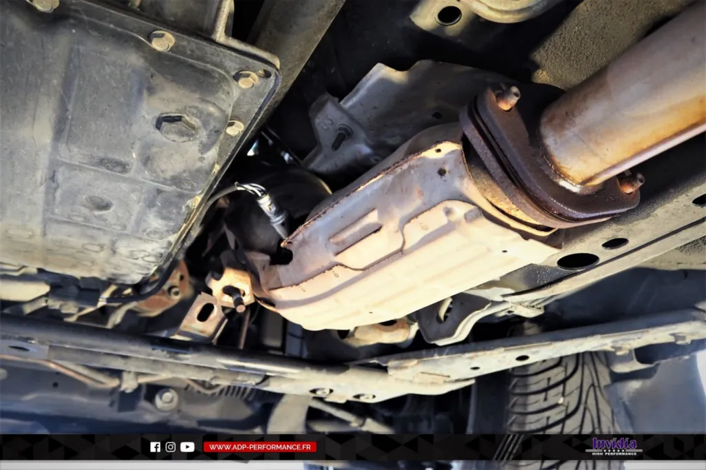 Catalyseur sport Invidia Plan de Campagne - Infiniti FX35 - ADP Performance