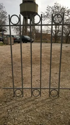 GRILLE DE DEFENSE EN FER FORGE MARTIGUES