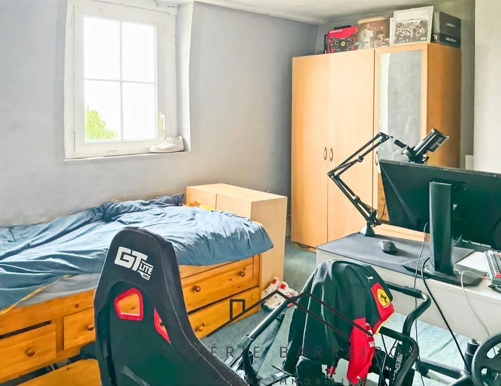 A vendre sur la commune de CAUDEBEC LES ELBEUF maison de 67 m² édifiée sur 278 m² de terrain