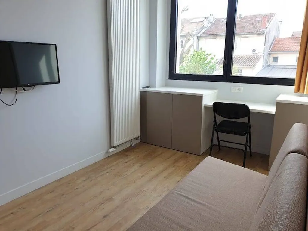 Trouver Bordeaux la meilleure offre de chambre autonome à louer en coliving 