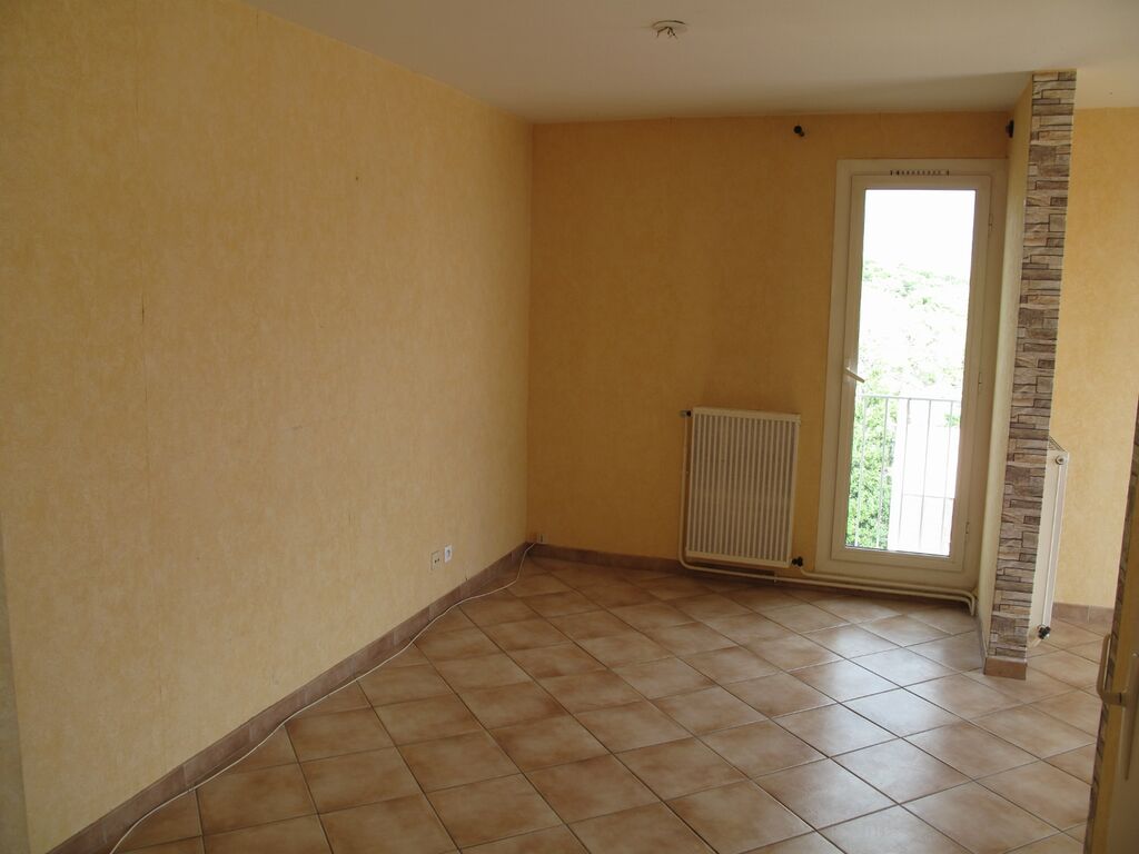 T2 à l'achat avec terrasse et parking