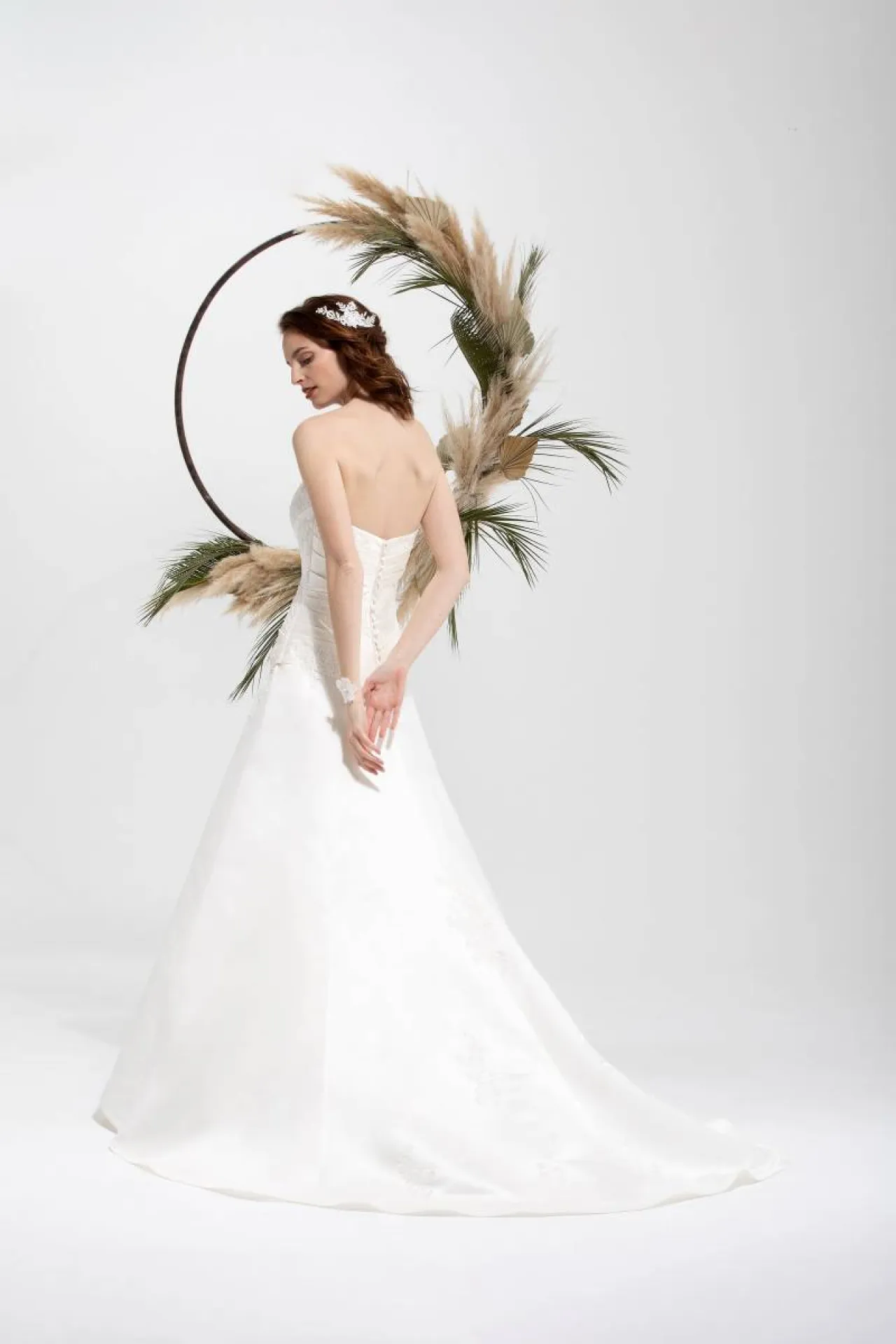 boutique de robe de mariée sexy glamour Marseille près de Aix en Provence