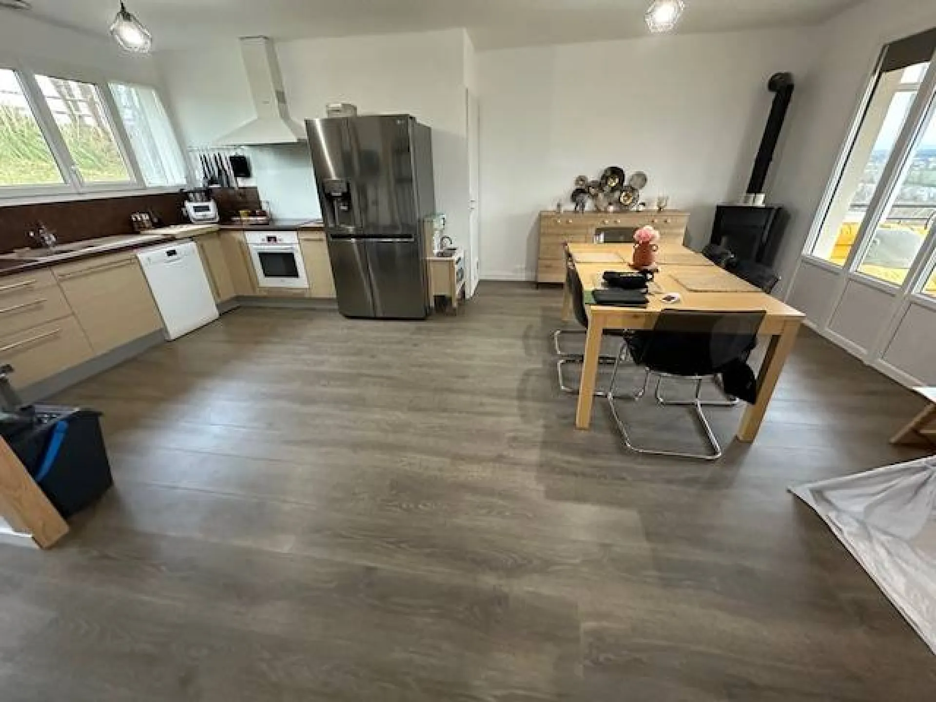 A VENDRE SUR LA COMMUNE DE FRENEUSE 76410 PAVILLON PLAIN PIED DE 68 M² SUR 1450 M² DE TERRAIN