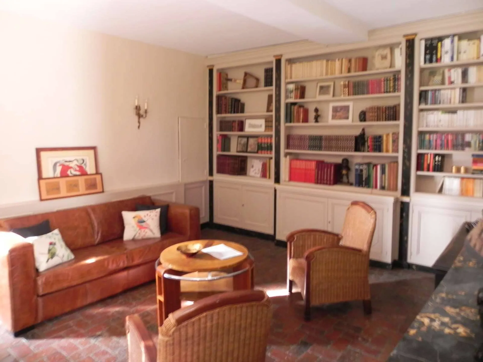 Rare à la vente dans l'Orne 61, belle prestations pour ce Domaine du 19ème siècle, installé sur 9Ha66a. Idéal investisseur !