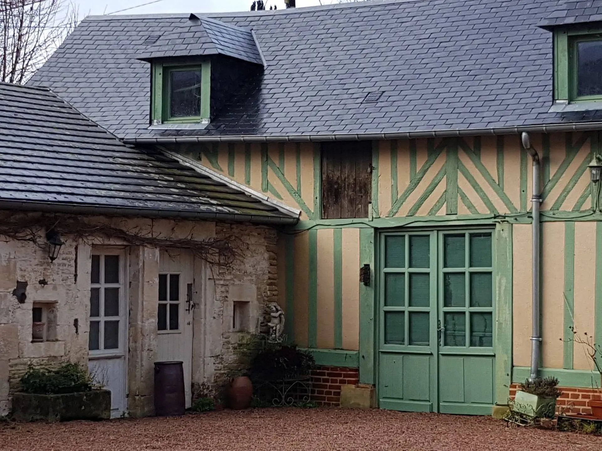 Ancienne bergerie en partie restaurée