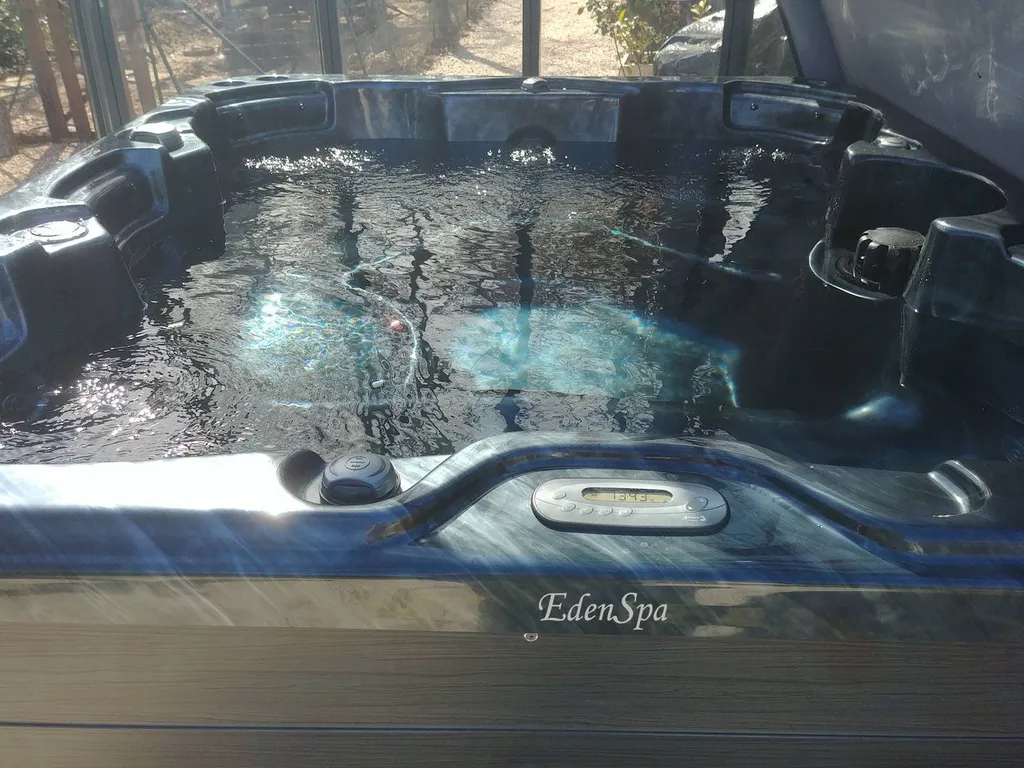 spa 5 places haut de gamme saint maximin