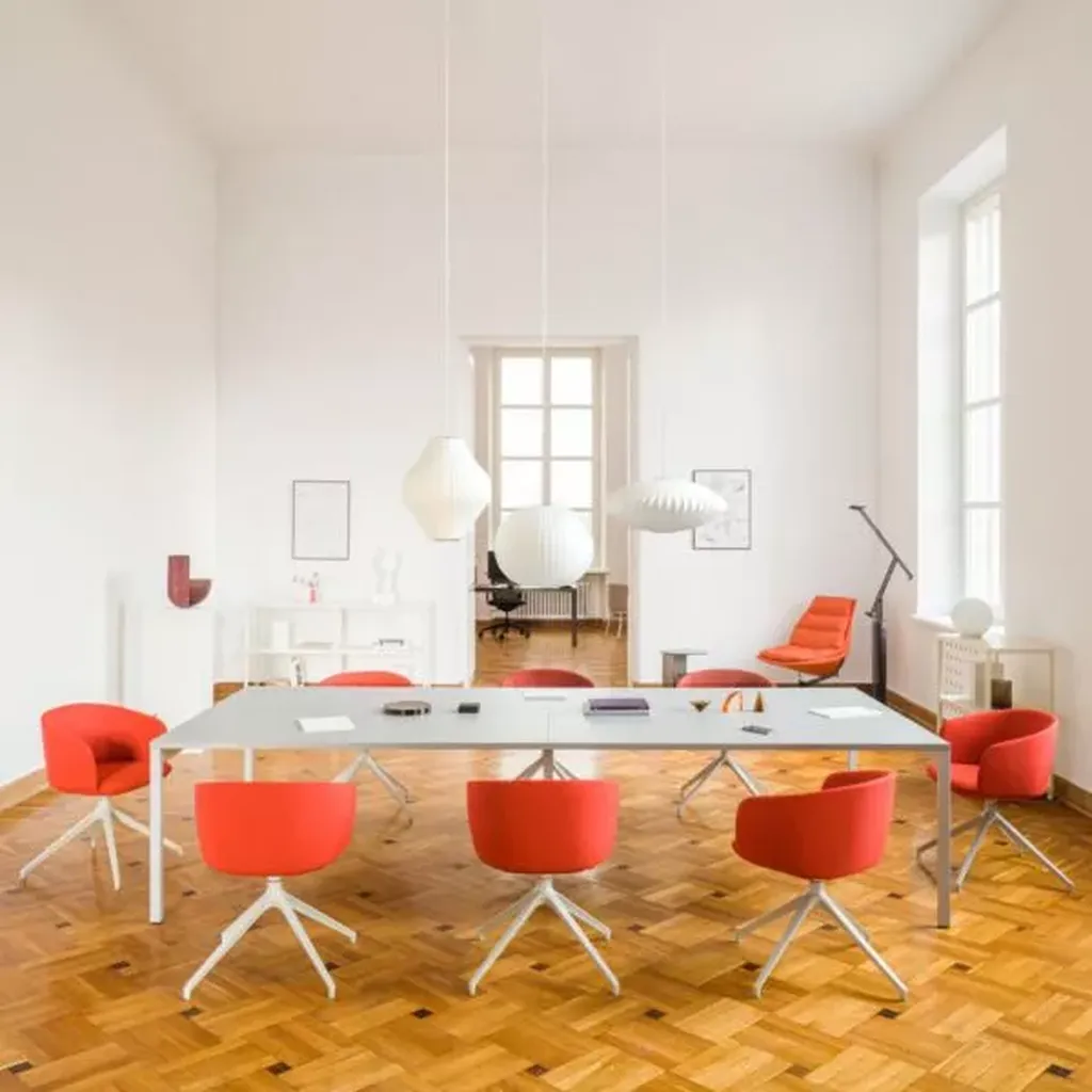 Gamme ULY des bureaux modulaires et ergonomiques pour open space et entreprises dans toute la région PACA