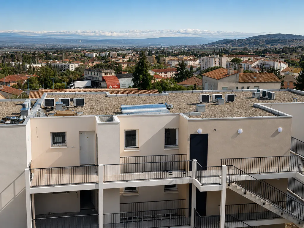 Installation de climatisation et de réseaux frigorifiques pour une résidence neuve de 34 logements à Manosque dans les Alpes-de-Haute-Provence (04)